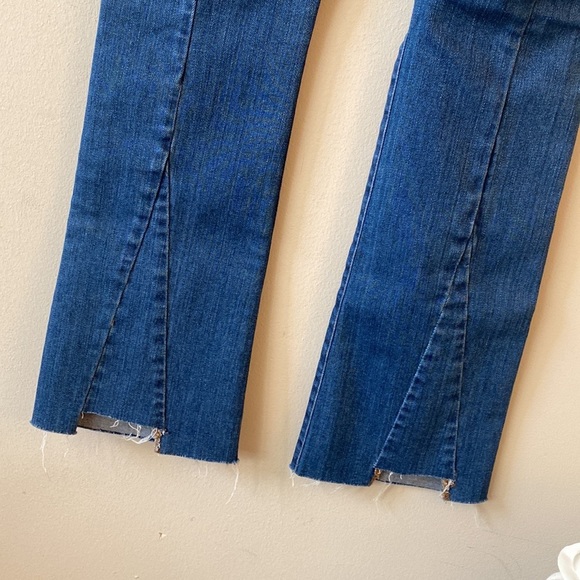 Madewell Jeans Nwt 35 Madewell Cali Demi Boot Cut Jeans Raw Hem Kick Out Flair Womens 23